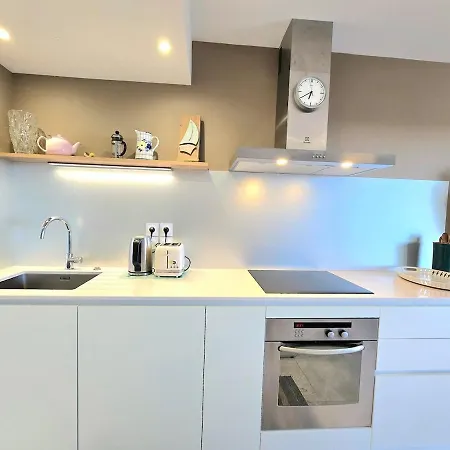 Διαμέρισμα Millesime 5202 : Belle Vue Proche Du Port, Elegant Avec Parking *