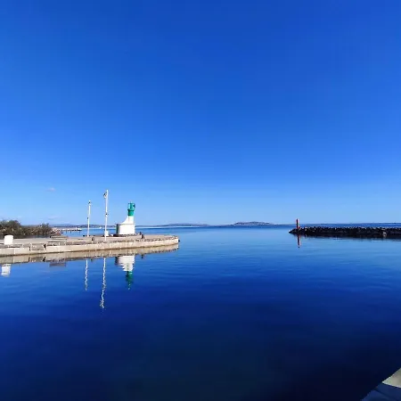Millesime 5202 : Belle Vue Proche Du Port, Elegant Avec Parking * Marseillan (Herault)